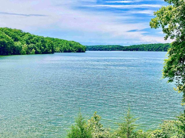9584 S Pointe Lasalles Drive, Bloomington, IN 47401