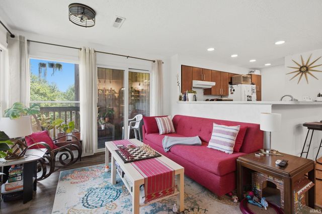 9584 S Pointe Lasalles Drive, Bloomington, IN 47401