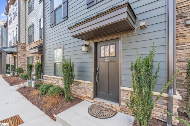 25 Rollins Avenue, Greenville, SC 29607