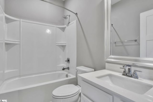 25 Rollins Avenue, Greenville, SC 29607