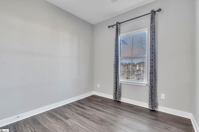 25 Rollins Avenue, Greenville, SC 29607