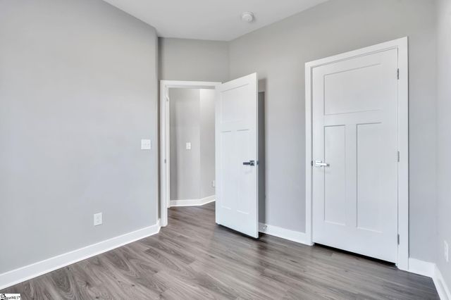 25 Rollins Avenue, Greenville, SC 29607