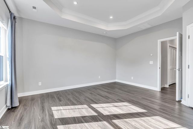 25 Rollins Avenue, Greenville, SC 29607