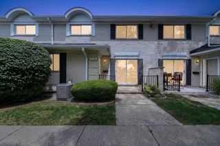8503 Winchester Dr Drive, Sterling Heights, MI 48313