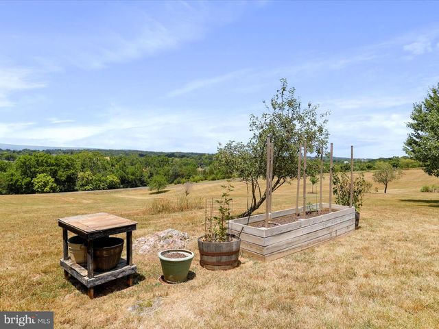 180 NEWELL DRIVE, Middletown, VA 22645