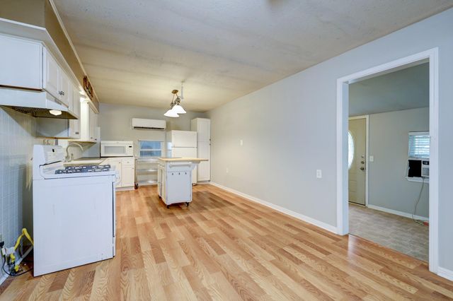 9193 Lucille Lane, Conroe, TX 77384