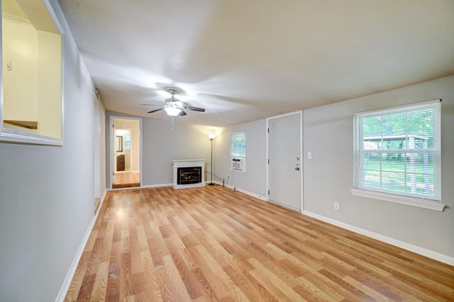 9193 Lucille Lane, Conroe, TX 77384