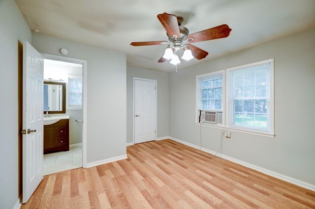 9193 Lucille Lane, Conroe, TX 77384