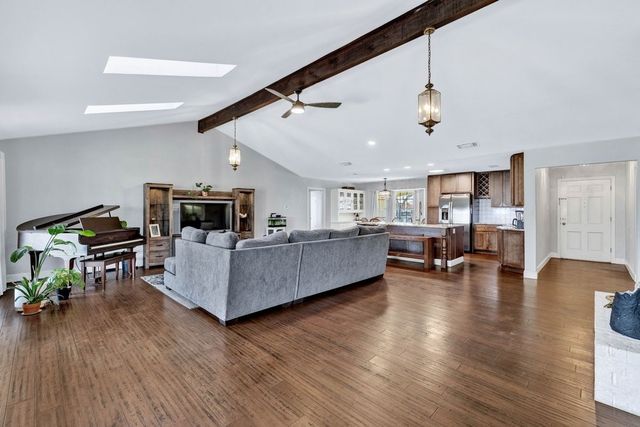 241 Timberlake Drive, Azle, TX 76020