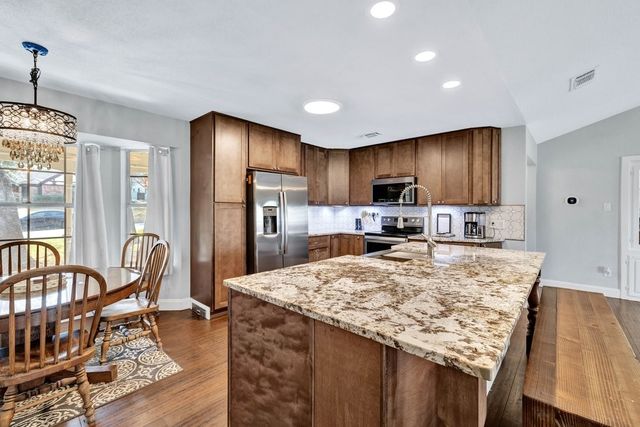 241 Timberlake Drive, Azle, TX 76020