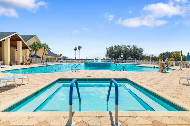 29232 COHARIE LOOP, San Antonio, FL 33576