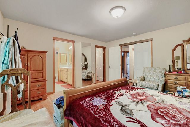 14505 Meridian Place W, Lynnwood, WA 98087