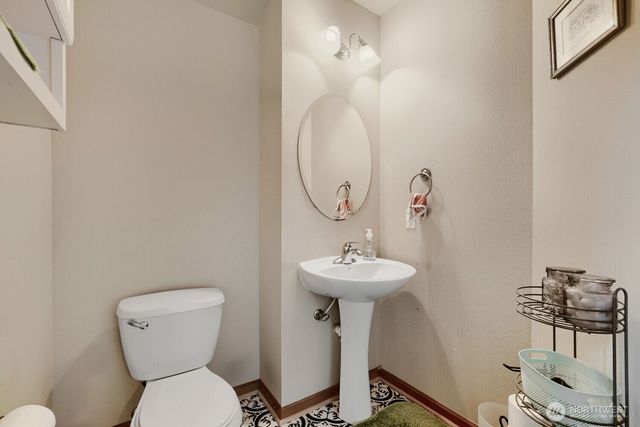 14505 Meridian Place W, Lynnwood, WA 98087