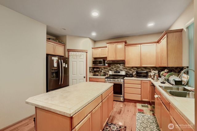14505 Meridian Place W, Lynnwood, WA 98087