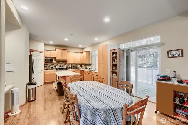 14505 Meridian Place W, Lynnwood, WA 98087