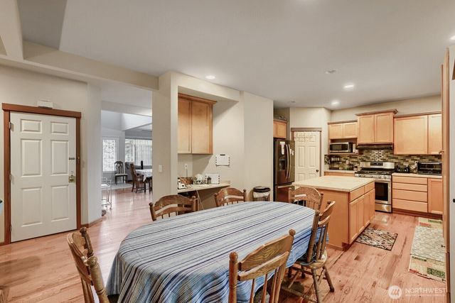 14505 Meridian Place W, Lynnwood, WA 98087