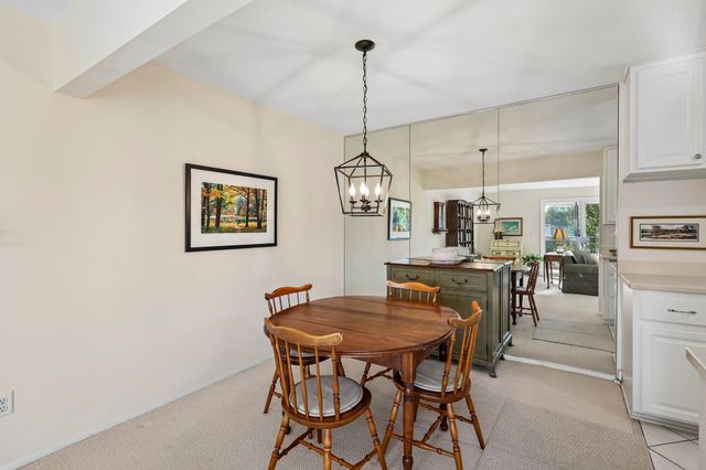 4370 Brookside Court 320, Edina, MN 55436