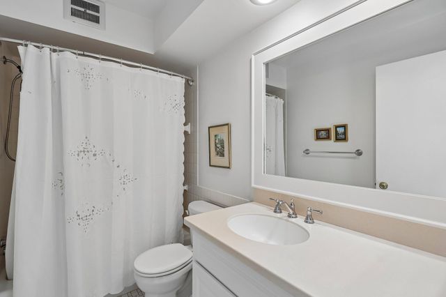 4370 Brookside Court 320, Edina, MN 55436