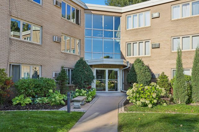 4370 Brookside Court 320, Edina, MN 55436