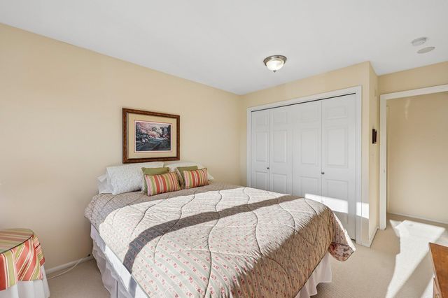 4370 Brookside Court 320, Edina, MN 55436