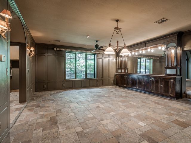 11475 S Yale Avenue, Tulsa, OK 74137