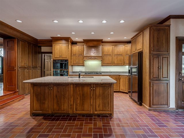 11475 S Yale Avenue, Tulsa, OK 74137