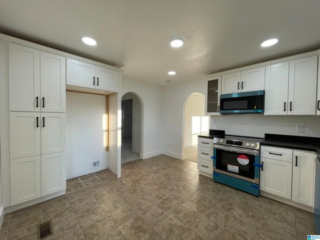 1003 LAY DAM ROAD, Clanton, AL 35045