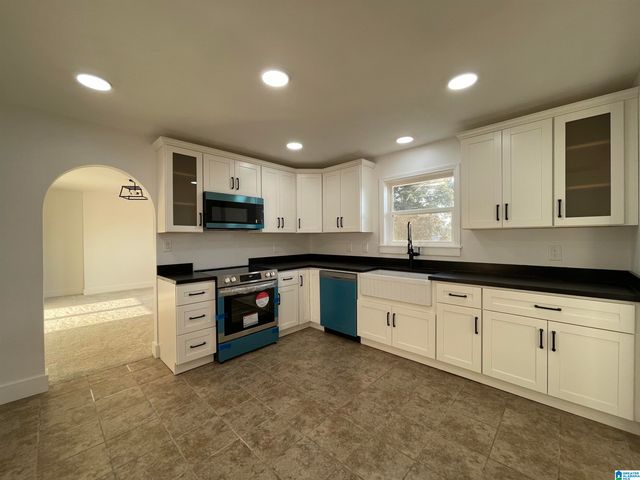 1003 LAY DAM ROAD, Clanton, AL 35045