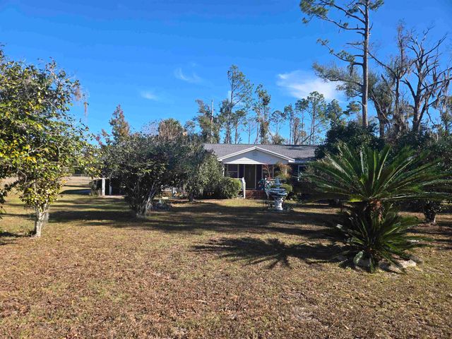 1946 N US 221, Perry, FL 32347