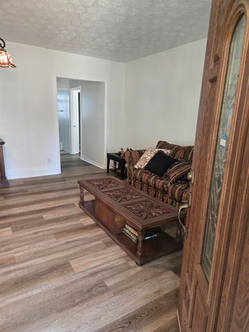 1946 N US 221, Perry, FL 32347