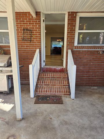 1946 N US 221, Perry, FL 32347