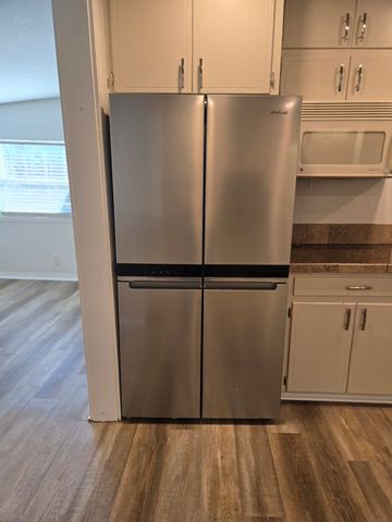 1946 N US 221, Perry, FL 32347