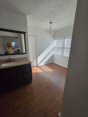 1946 N US 221, Perry, FL 32347