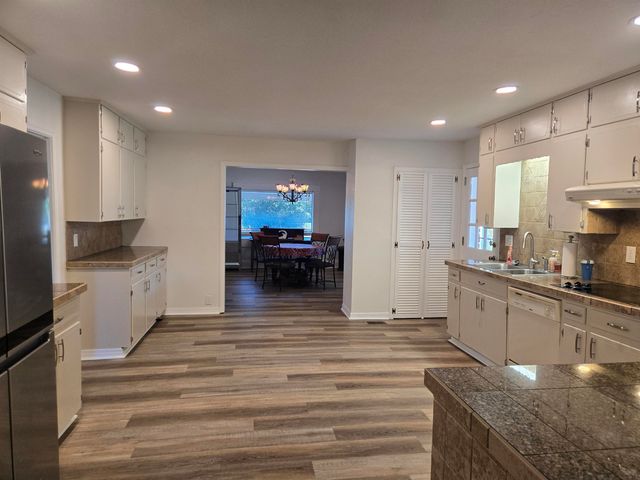 1946 N US 221, Perry, FL 32347