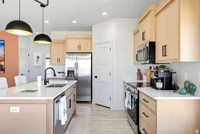 980 W ROCK VIEW DR, Hurricane, UT 84737