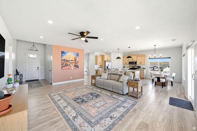 980 W ROCK VIEW DR, Hurricane, UT 84737