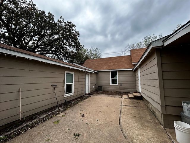 910 W Long Street A, Stephenville, TX 76401