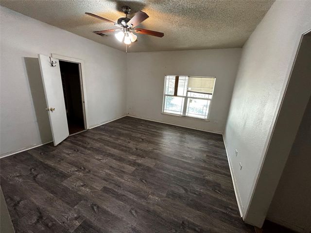 910 W Long Street A, Stephenville, TX 76401