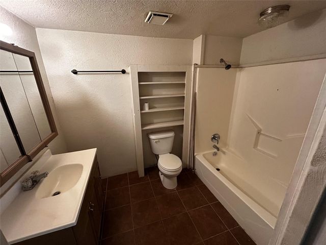 910 W Long Street A, Stephenville, TX 76401