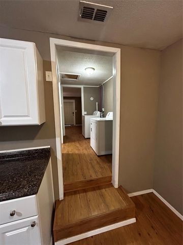 910 W Long Street A, Stephenville, TX 76401