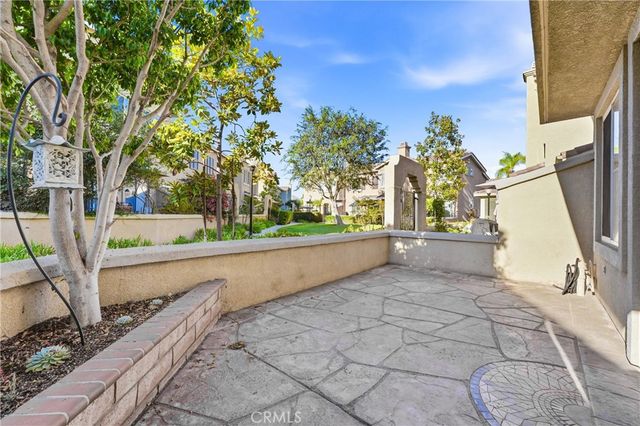 422 N Bloomberry C, Orange, CA 92869