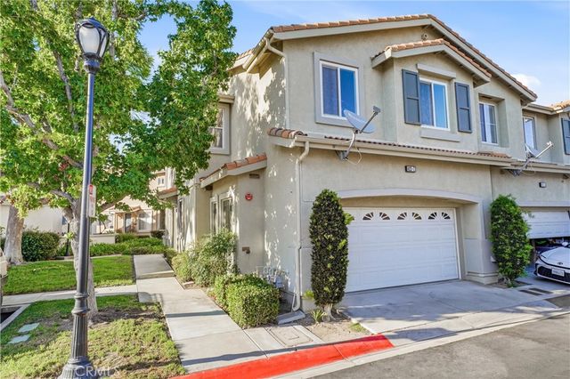 422 N Bloomberry C, Orange, CA 92869