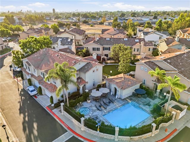 422 N Bloomberry C, Orange, CA 92869