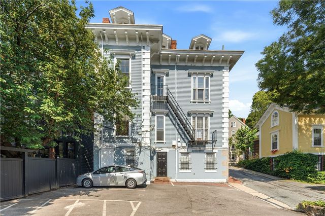 122 Benefit Street, Providence, RI 02903