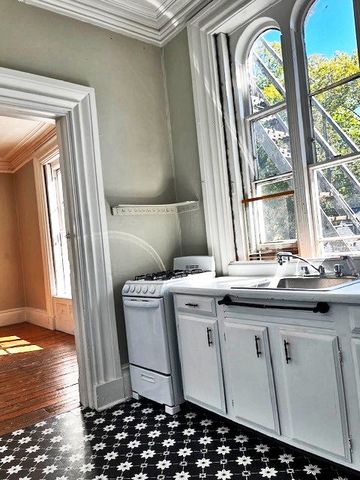 122 Benefit Street, Providence, RI 02903