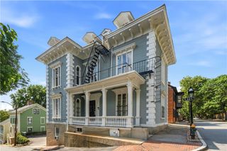 122 Benefit Street, Providence, RI 02903
