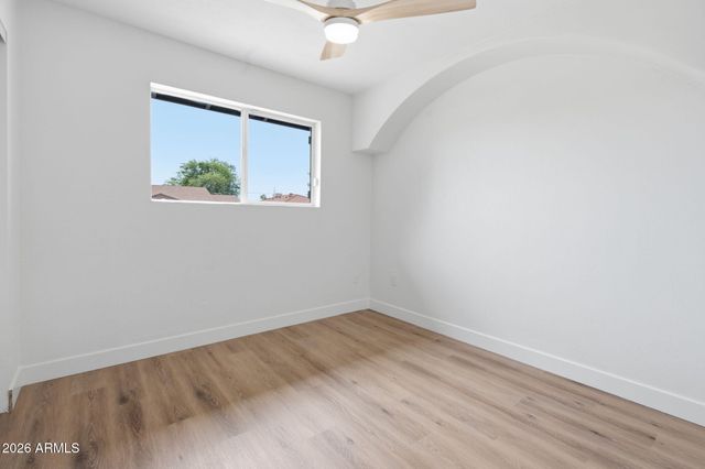 1416 W 6TH Drive, Mesa, AZ 85202
