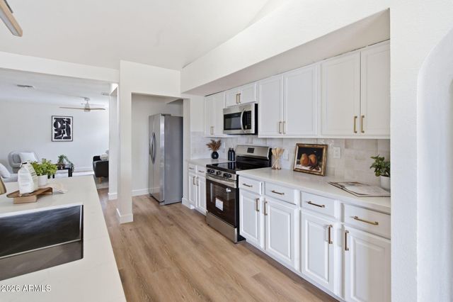 1416 W 6TH Drive, Mesa, AZ 85202