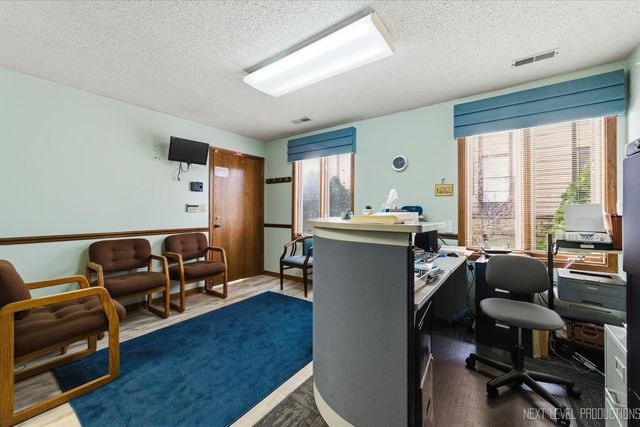 2000 Larkin Avenue 103, Elgin, IL 60123