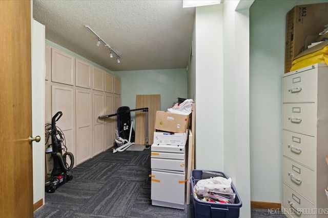 2000 Larkin Avenue 103, Elgin, IL 60123